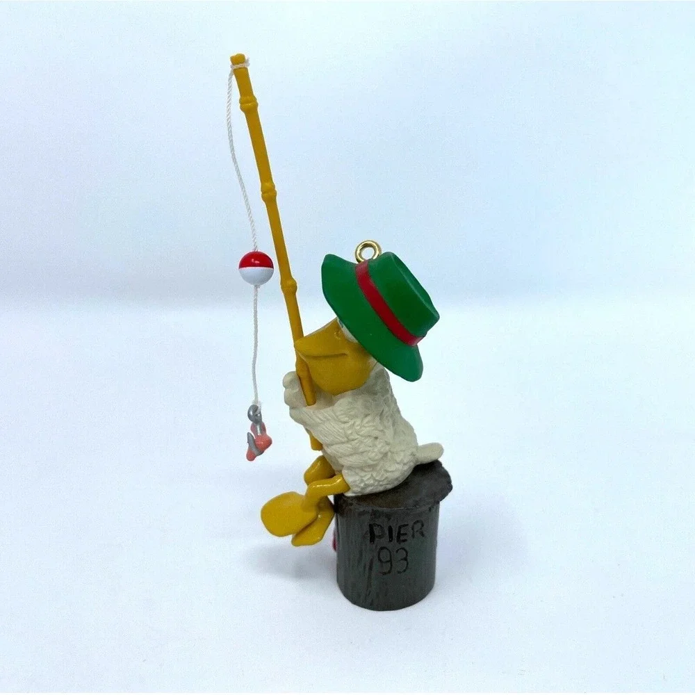 VTG Hallmark Keepsake‎ Christmas Ornament Fills the Bill Pelican Fishing 1993
